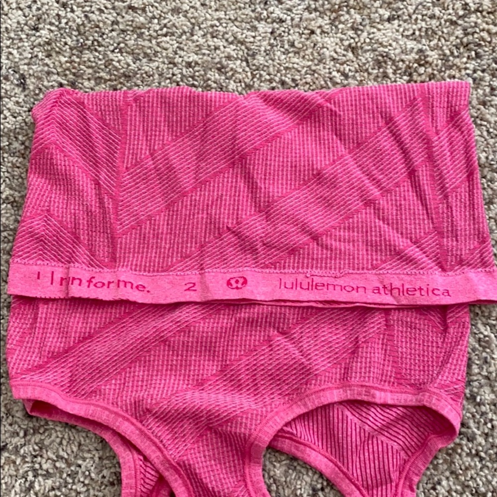 Lululemon Tank Top - Picture 3 of 3